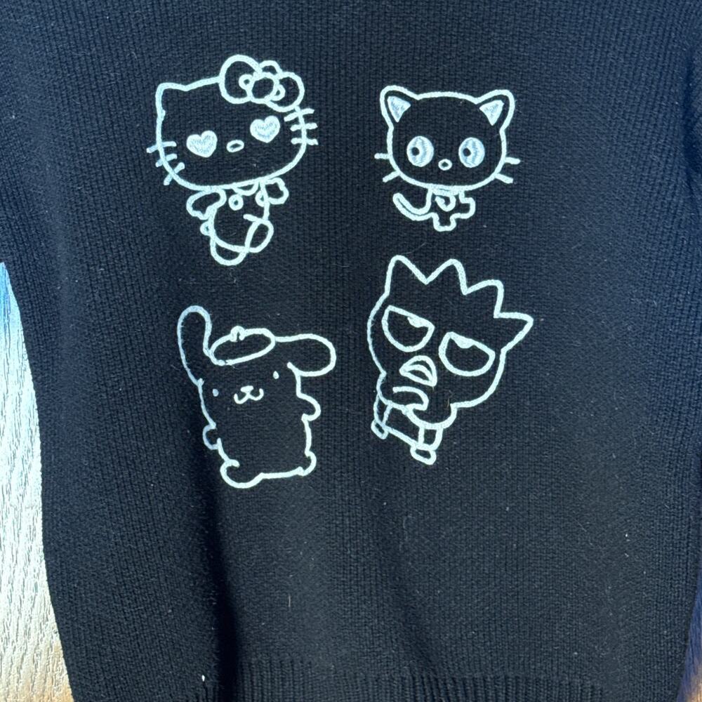 Hello Kitty & Friends Sweater Forever 21 Kids Black Graphic Sanrio Size 13/14 - Picture 4 of 9